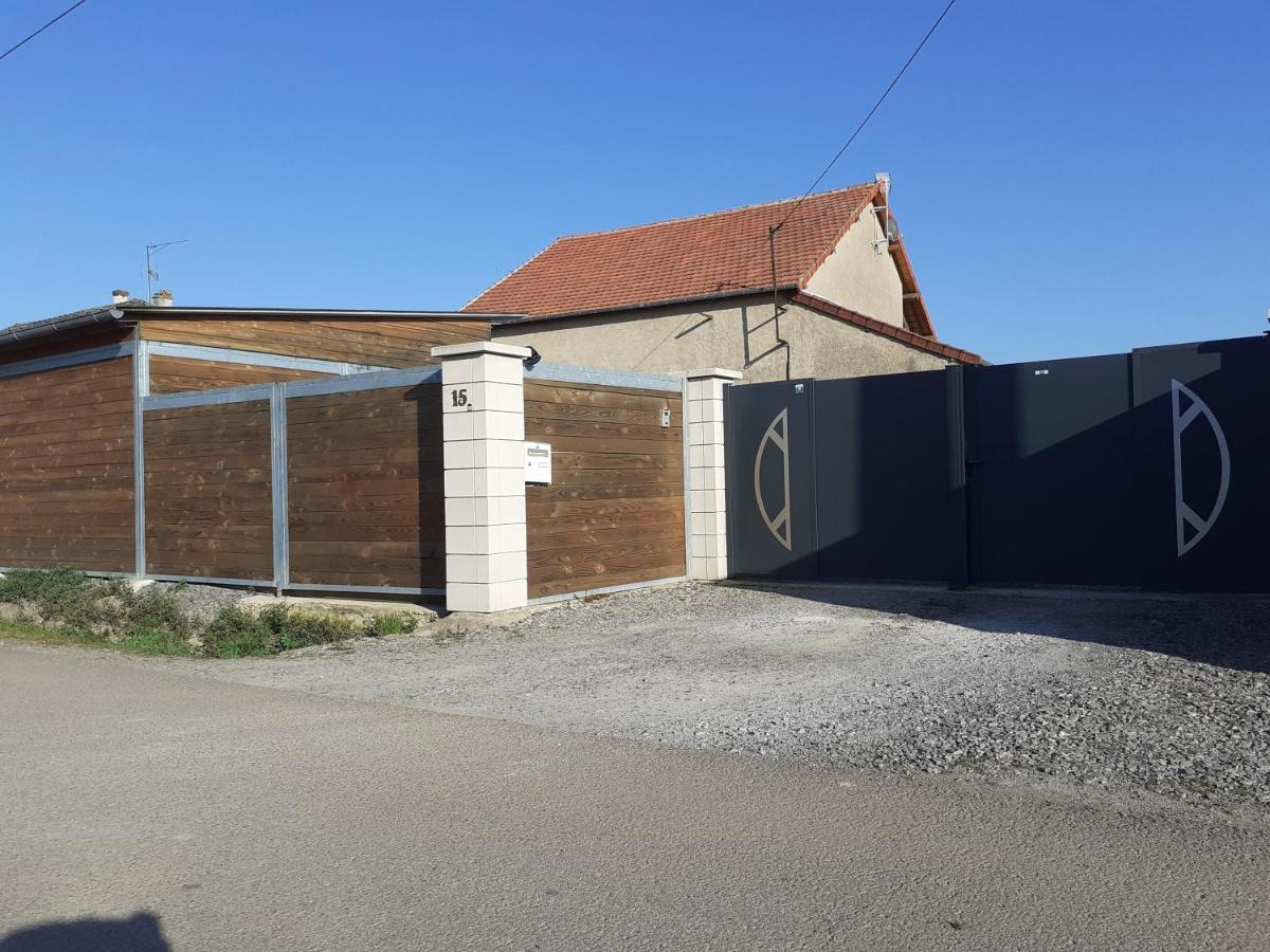 Cercy-la-Tour La Guette Bed & Breakfast エクステリア 写真