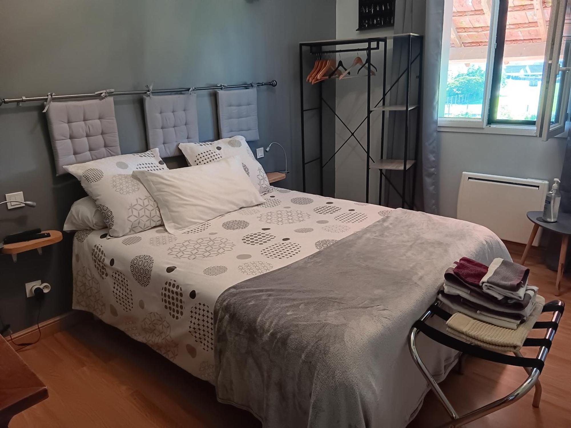 Cercy-la-Tour La Guette Bed & Breakfast エクステリア 写真
